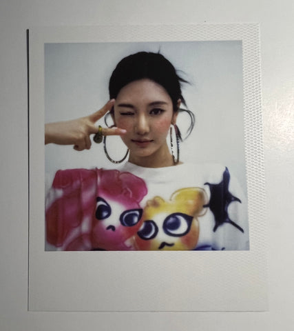 AESPA - 2025 SEASON'S GREETINGS (NINGNING) POLAROID