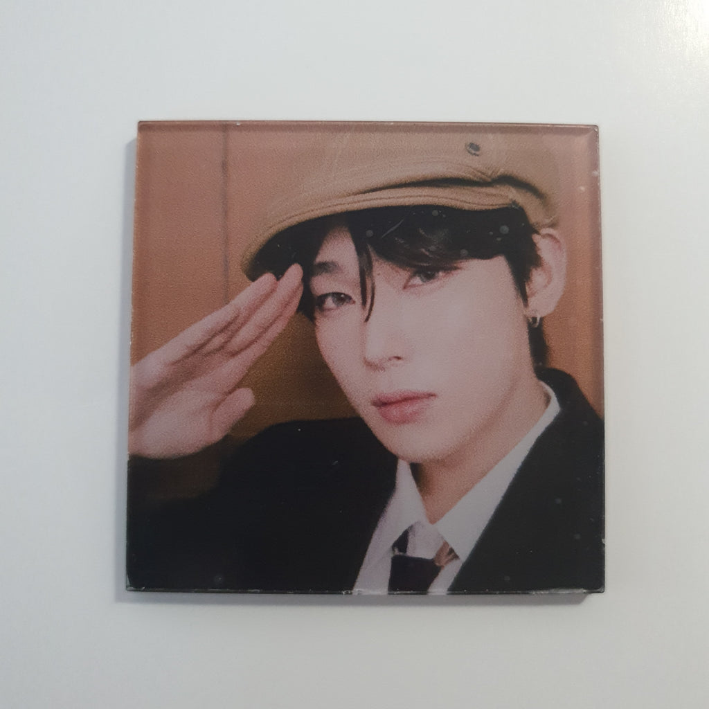 ENHYPEN - DARK MOON MEMORABILIA WEVERSE MAGNET – KYYO