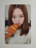 LOOSSEMBLE - OFFICIAL LIGHTSTICK PHOTOCARD (Croissant Vers)