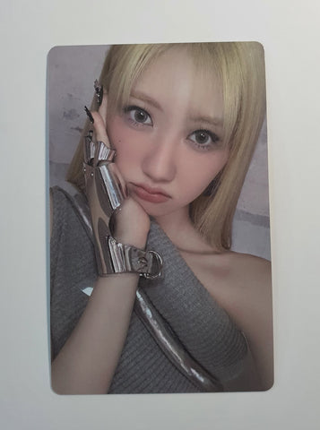 BABYMONSTER - DRIP WEVERSE PHOTOCARD + STICKER (RAMI)