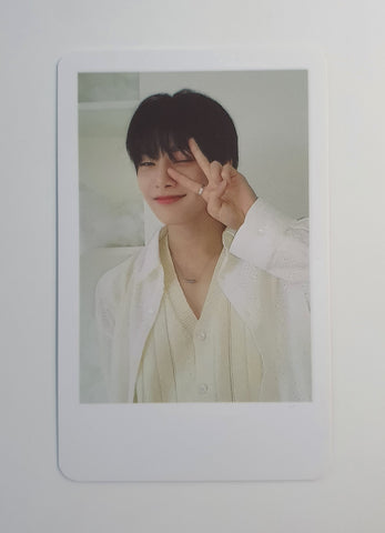 STRAY KIDS - SEASON'S GREETINGS 2024 POLAROID PHOTOCARD (I.N)