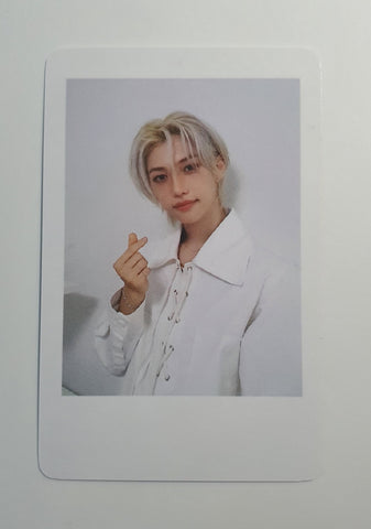 STRAY KIDS - SEASON'S GREETINGS 2024 WITH MUU PHOTOCARD (FELIX)