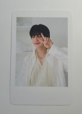 STRAY KIDS - SEASON'S GREETINGS 2024 WITH MUU PHOTOCARD (I.N)