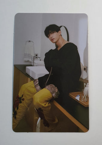 SEVENTEEN - ATTACCA WEVERSE PHOTOCARD (DK)