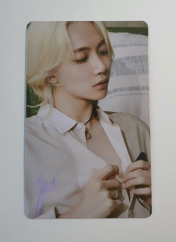 SEVENTEEN - ATTACCA WEVERSE PHOTOCARD (JEONGHAN)