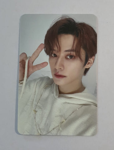 STRAY KIDS - ROCK-STAR SOUNDWAVE PHOTOCARD (LEE KNOW)