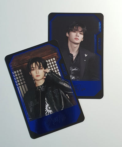 STRAY KIDS - SKZHOP (HIPTAPE Vers.) Trading card (LEE KNOW)