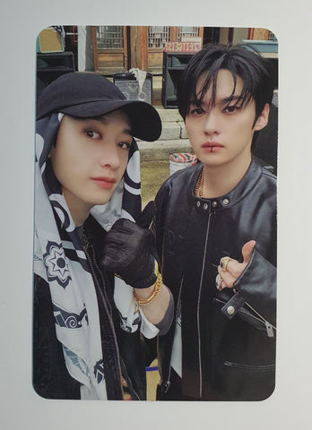 STRAY KIDS - SKZHOP Vers. Album Unit Photocard (BANGCHAN/LEEKNOW)