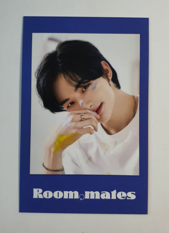 STRAY KIDS - SEASON'S GREETINGS 2022 Room mates Polaroid photocard (HYUNJIN)