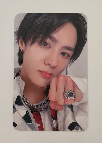 WAYV - FREQUENCY OFFICIAL PHOTOCARD KUN