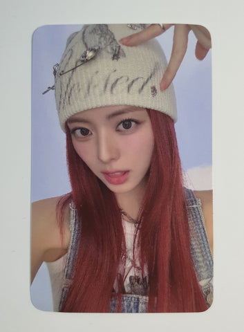 ITZY - MIDZY Fan Meeting JYP PHOTOCARD (YUNA)