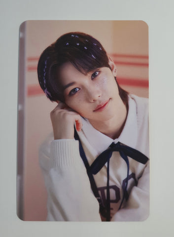 STRAY KIDS - SEASON'S GREETINGS 2023 PHOTOCARD (FELIX)