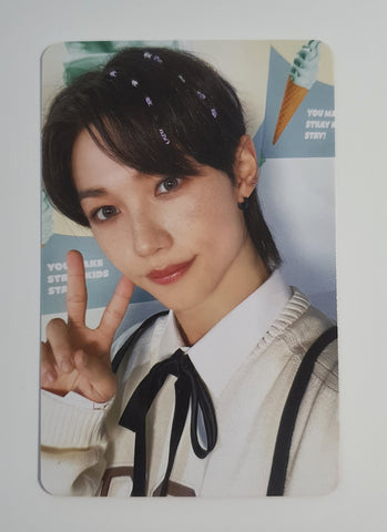 STRAY KIDS - SEASON'S GREETINGS 2023 PHOTOCARD (FELIX)