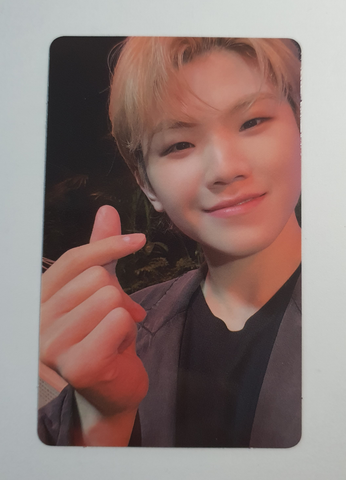 SEVENTEEN - ATTACCA WEVERSE PHOTOCARD (WOOZI)