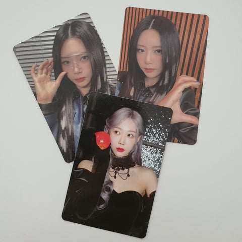 DREAMCATCHER - VERSUS VILLAINS OFFICIAL PHOTOCARD