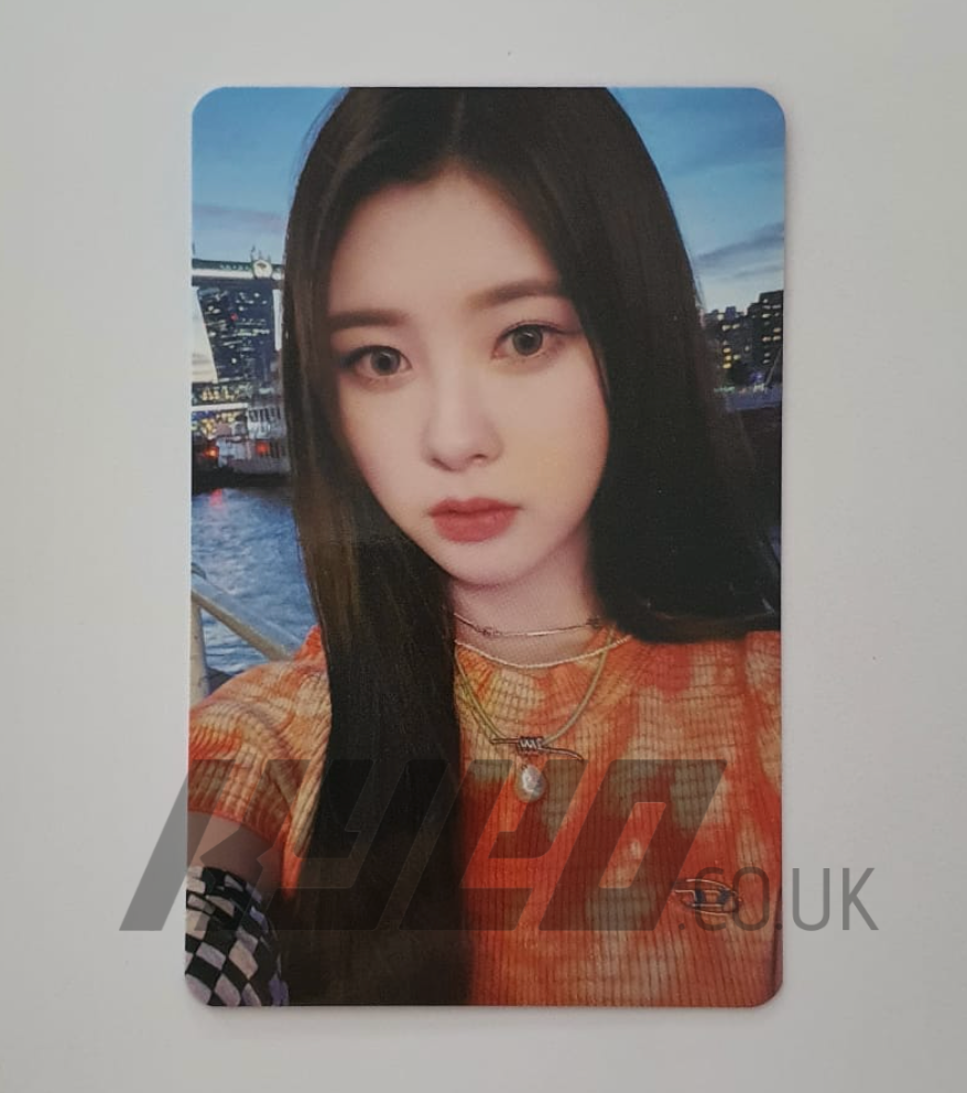 KEP1ER - DAZZLING GIRLS IN LONDON OFFICIAL PHOTOCARD – KYYO