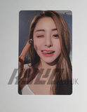 LE SSERAFIM - FEARLESS OFFICIAL WEVERSE PHOTOCARD